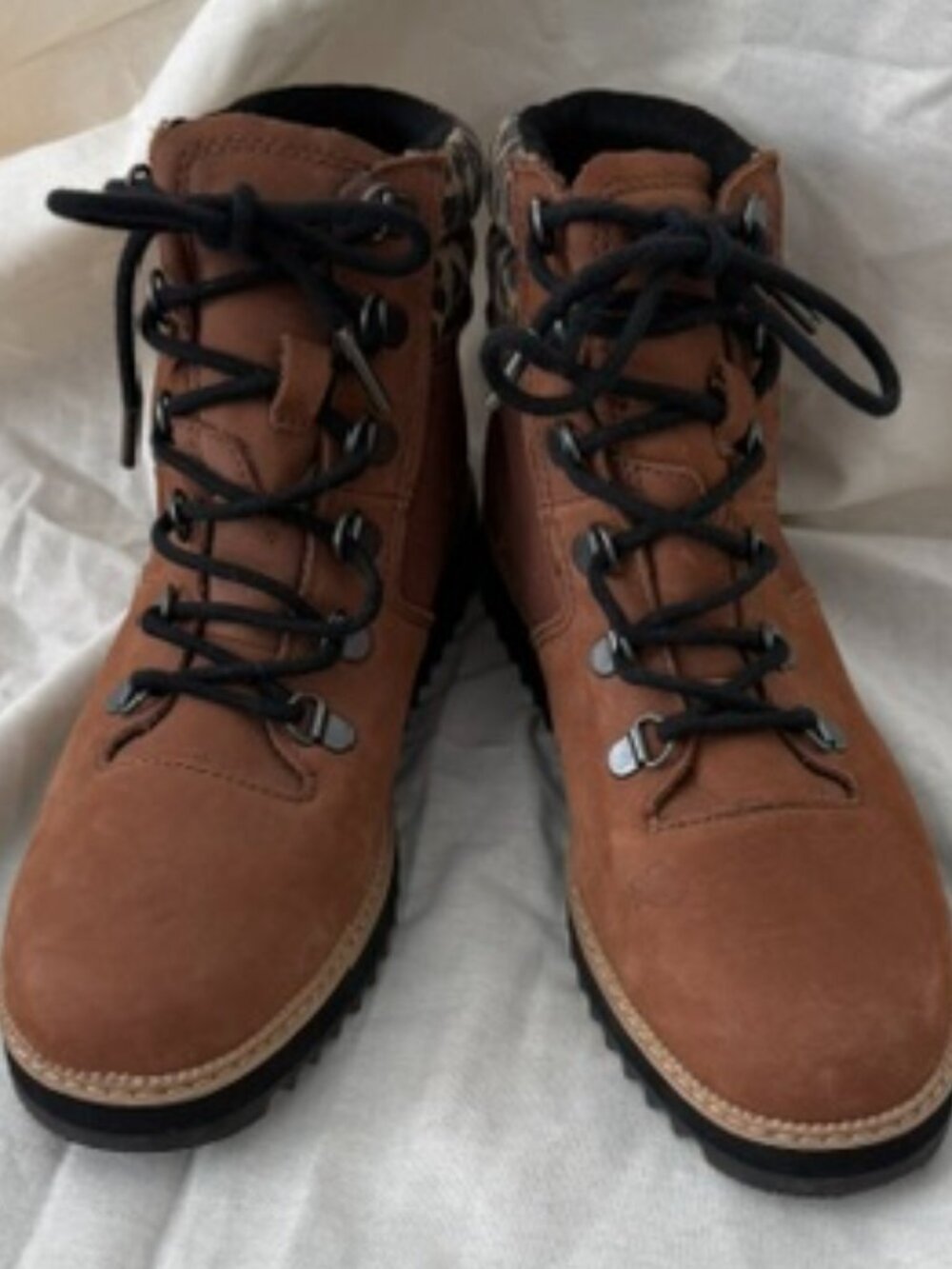 TOMS Women's Mojave Water-Resistant Boots (Size 8)